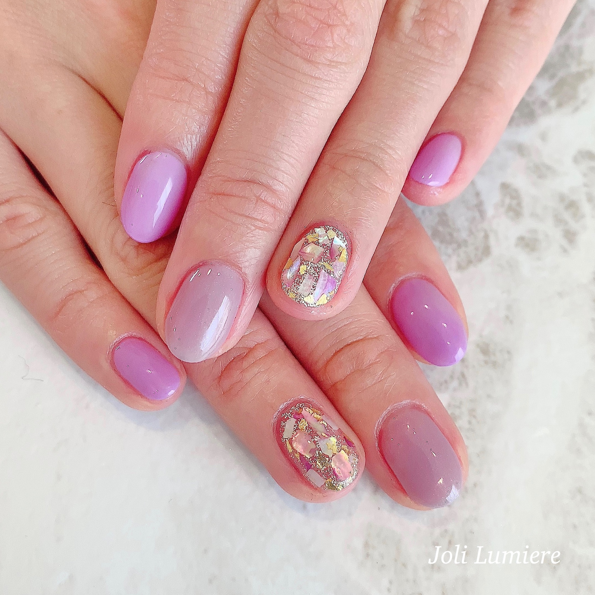 Joli Lumiere お客様ネイル くすみパープルとキラキラシェルの組み合わせ Jolilumiere ジョリールミエール八王子 八王子ネイル 八王子ネイルサロン 夏ネイル