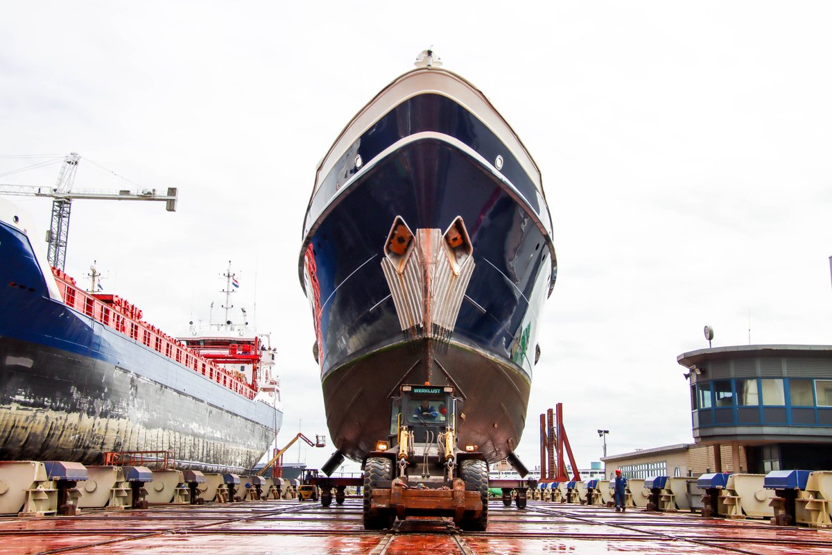 Dutchyachting's tweet photo. The 58.06m #Seawolf was hauled out of the water on #DamenShiprepair’s #synchrolift in #Harlingen yesterday. The #yacht will undergo small #maintenance like #underwatercleaning and a new #bowthurster before handed over to #IconYachts for a full #refit. Photos: @shipspottingeu1. https://t.co/6iCyuqFrpT