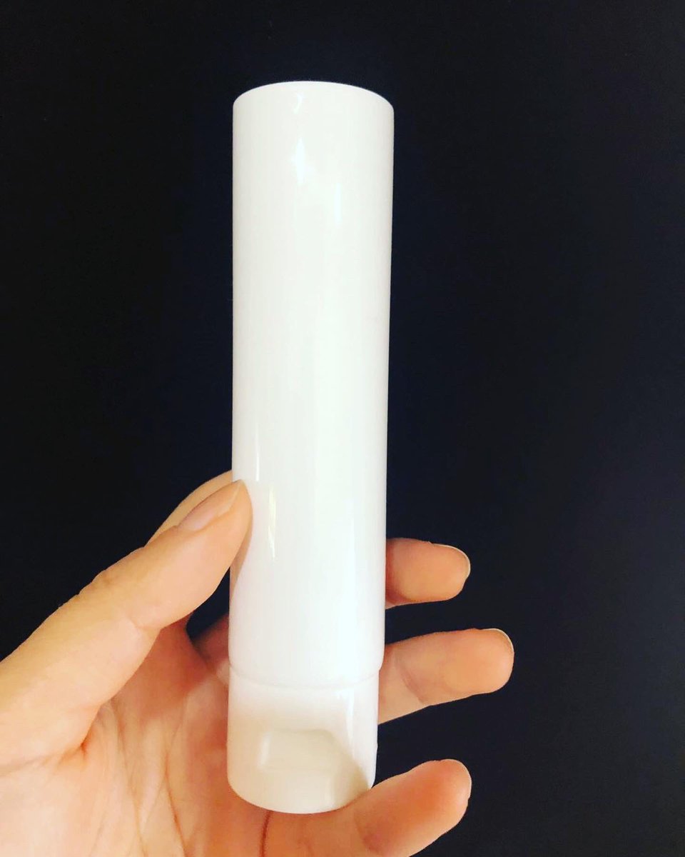 PackagingDelta's tweet image. Tubes made from PE and caps from PP - ideal for sanitiser. We have quick lead times on these and can be printed. #sanitiser #tubes #alternativesolutions