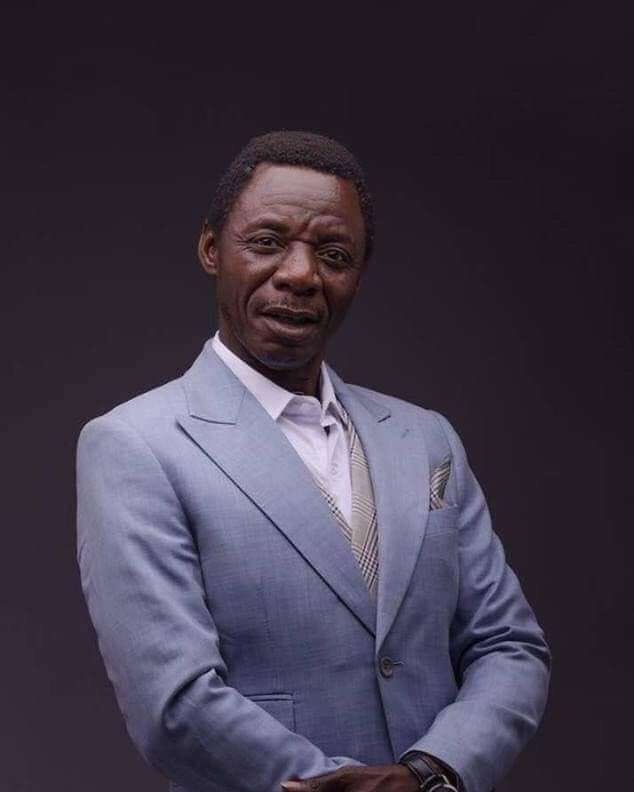 Help me in wishing the Legend, Icon, King of Sungura, Alick Macheso a very happy birthday. More life. More Music. #bandrevanhu