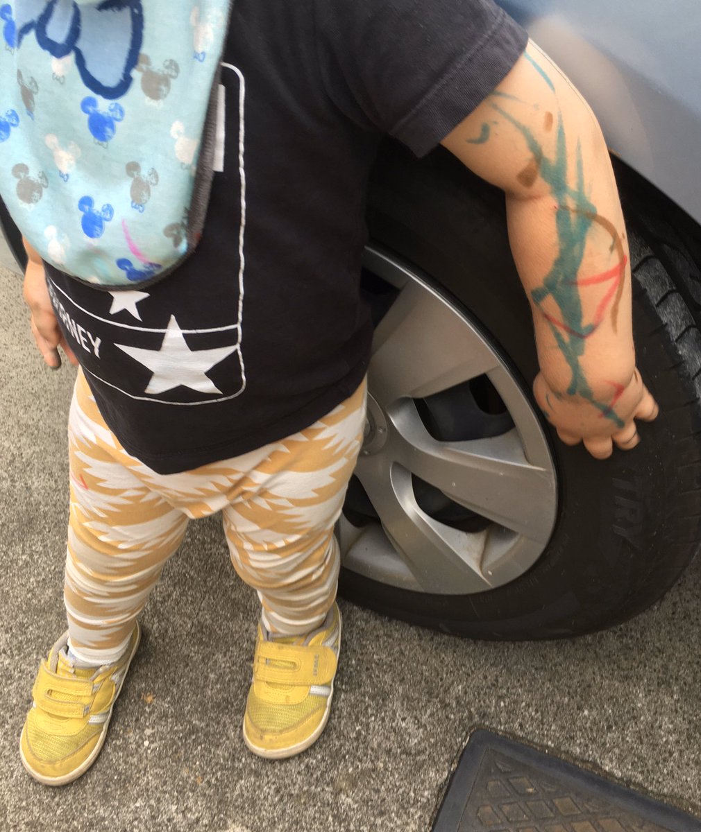 保育園迎えに行ったらこれで笑っちゃった 飛影かよ 邪王炎殺黒龍波 まるの漫画