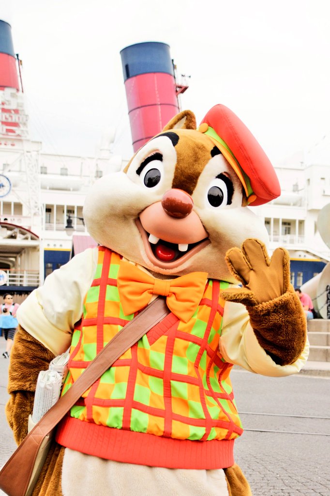 توییتر 𝐷𝑖𝑠 𝐾𝑎𝑧𝑢 در توییتر Tokyo Disneysea American Waterfront Park チップとデール デール 可愛い新聞屋さん 東京ディズニーリゾート 東京ディズニーシー ディズニー チップとデール ファインダー越しの私の世界 フリーグリーティング