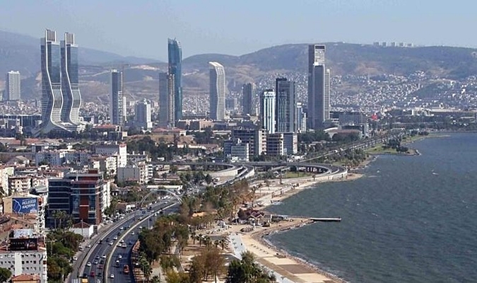 Faiz İndirimi İzmir Gayrimenkul Piyasasını Şenlendirdi!

-İzmir'de, 1 Haziran'da açıklanan konut kredi faiz oranları, gayrimenkul sektöründe bayram havası estirdi.

Haberin Linki:
emlakinfo.com/haberler/haber…