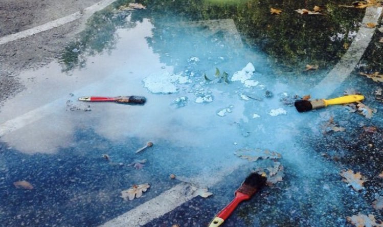 NansenSchool's tweet photo. EYFS Let’s try puddle painting today!!#homeschooling #PuddlePainting #LetsGetCreative #EYFS https://t.co/9oPElWLLPb