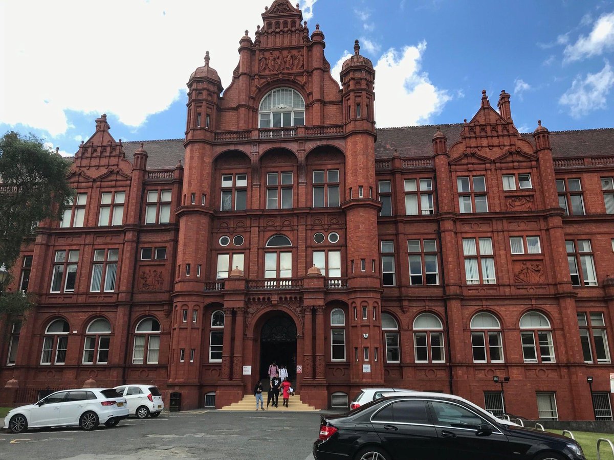 In solidarity with anti-racism supporters across the world our Vice Chancellor has asked for an immediate review of all building &amp; artefact names across our campus, to ensure that at all times <a href="/SalfordUni/">University of Salford</a> reflects the positive values that we hold. Read:
beta.salford.ac.uk/news/vice-chan…