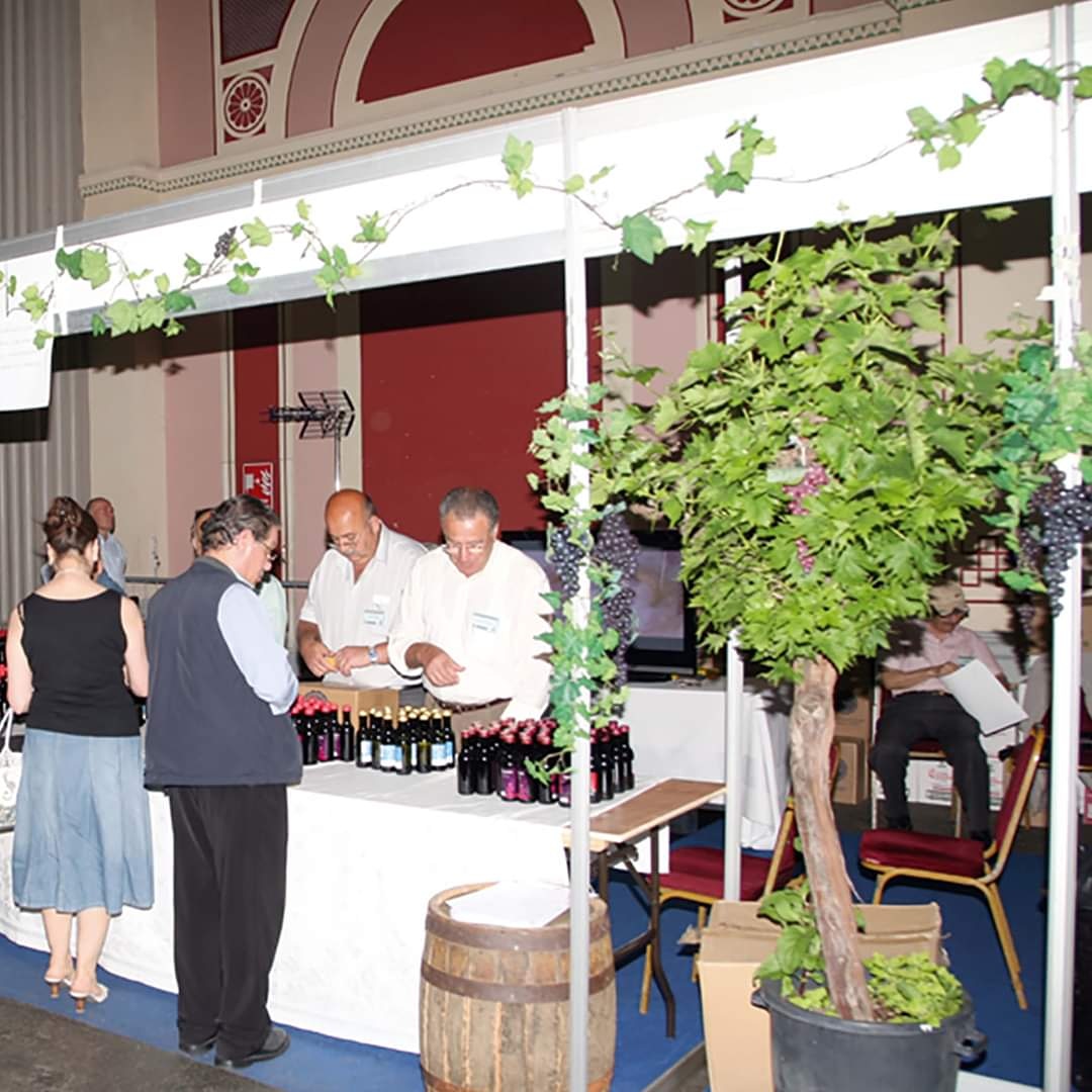 CyWineFest's tweet photo. #CyWineFest2011
Our very own #vine adorning the #winesampling stand even under not so ideal conditions, but yet it still gets heavier and heavier every year! #resilience
#dedication #tribute #vinesofcyprus #cypriotvines
photo credit: Petros Pentayiotis https://t.co/fF5wfZyw1B