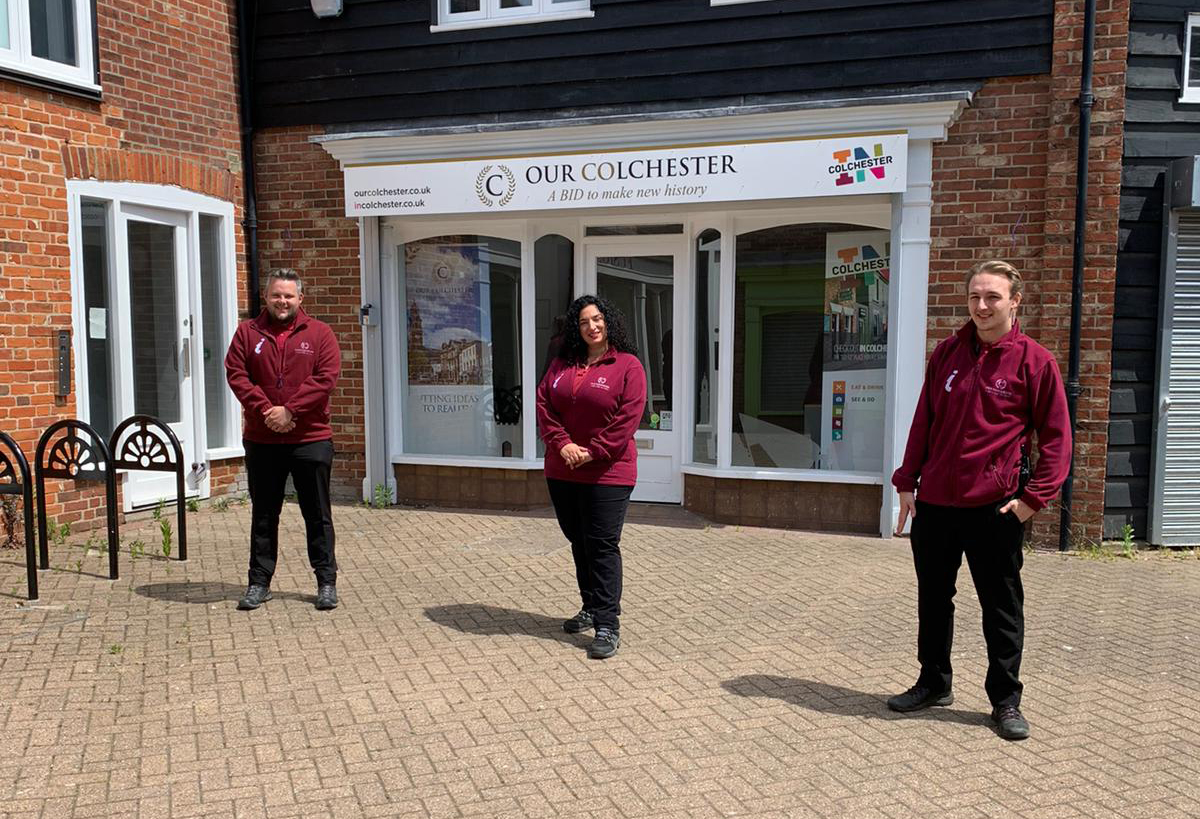 ColchesterBID's tweet image. Our Street Ambassadors are back!
As of last week, our ambassadors have been back patrolling the streets of the town centre. As we start to welcome businesses &amp;amp; shoppers back in the town, our ambassadors will be here for questions, help &amp;amp; our eyes and ears. 
#WelcomeBackColchester