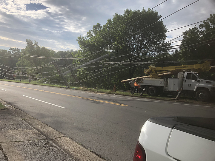 Mlec On Twitter An Auto Accident In Houston County Broke A Pole And Created A Power Outage For All Of Erin Mlec Estimates Repairs Could Take A Few Hours Staysafe Https T Co Q9ewhwohcb