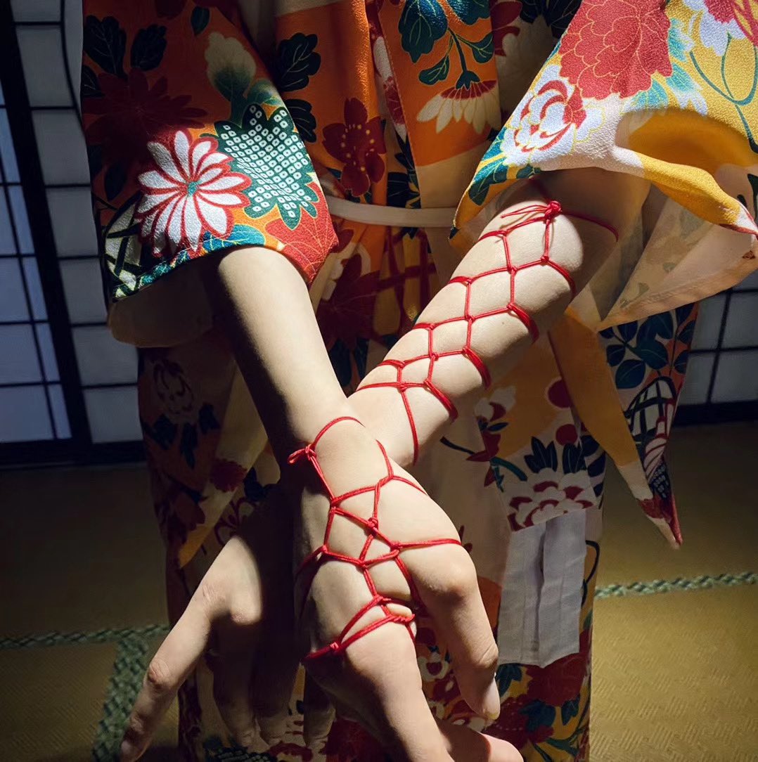 拍摄花絮
R：RWBEN
M：Jato