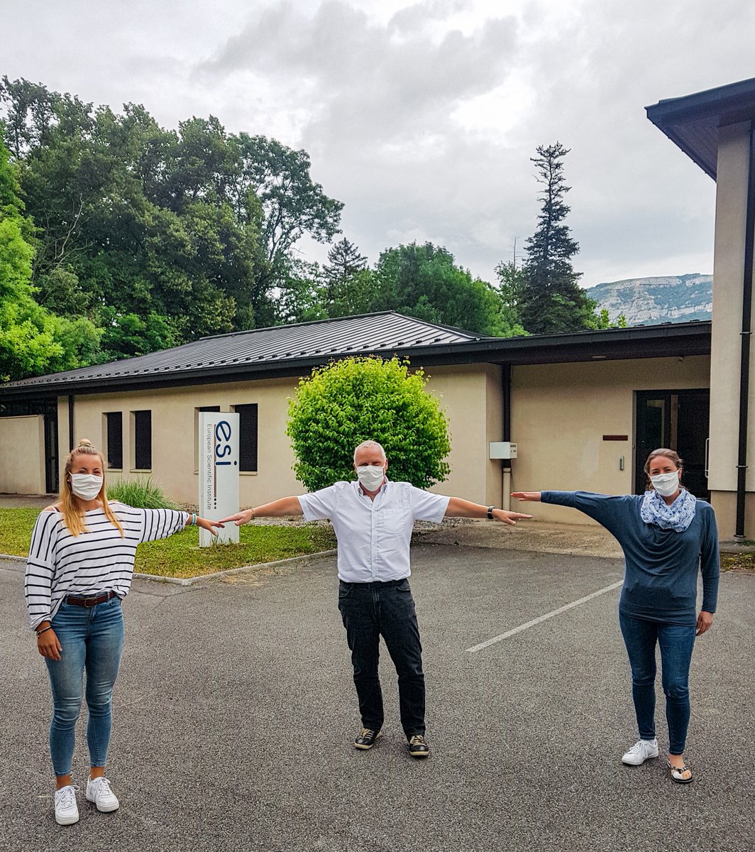 ESIArchamps's tweet photo. ESI team is back in ArchParc! 🎉Promise, we respect the Covid-19 protective measures 🙌
Masks and hydroalcoholic gel available for all our visitors!
#ArchParc #FrenchGenevaCampus #Grandforma https://t.co/kvfDyrrzMf