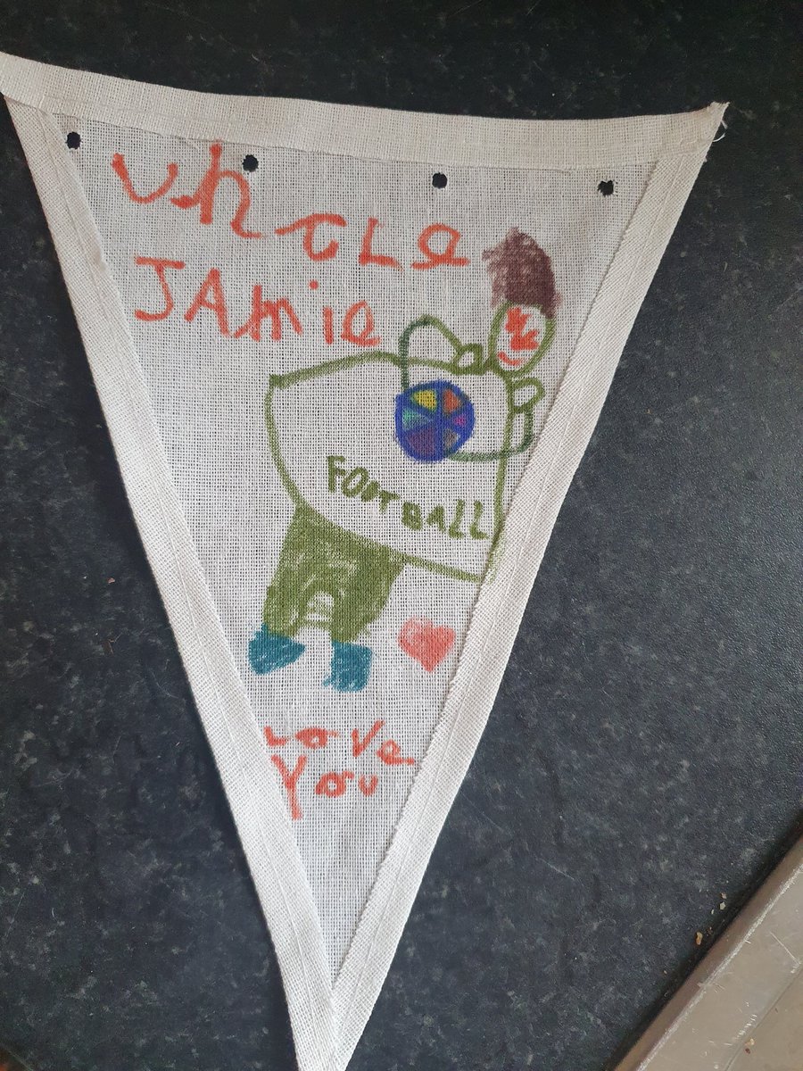 AngelaL43386877's tweet photo. We have finished our bunting. It contains everyone that we can't wait to hug when normality returns. The girls did amazinh 25 flags done so far 😍 @robinsgps @GilberdykeRocks @MissC73142296 https://t.co/18Elw3ts1f