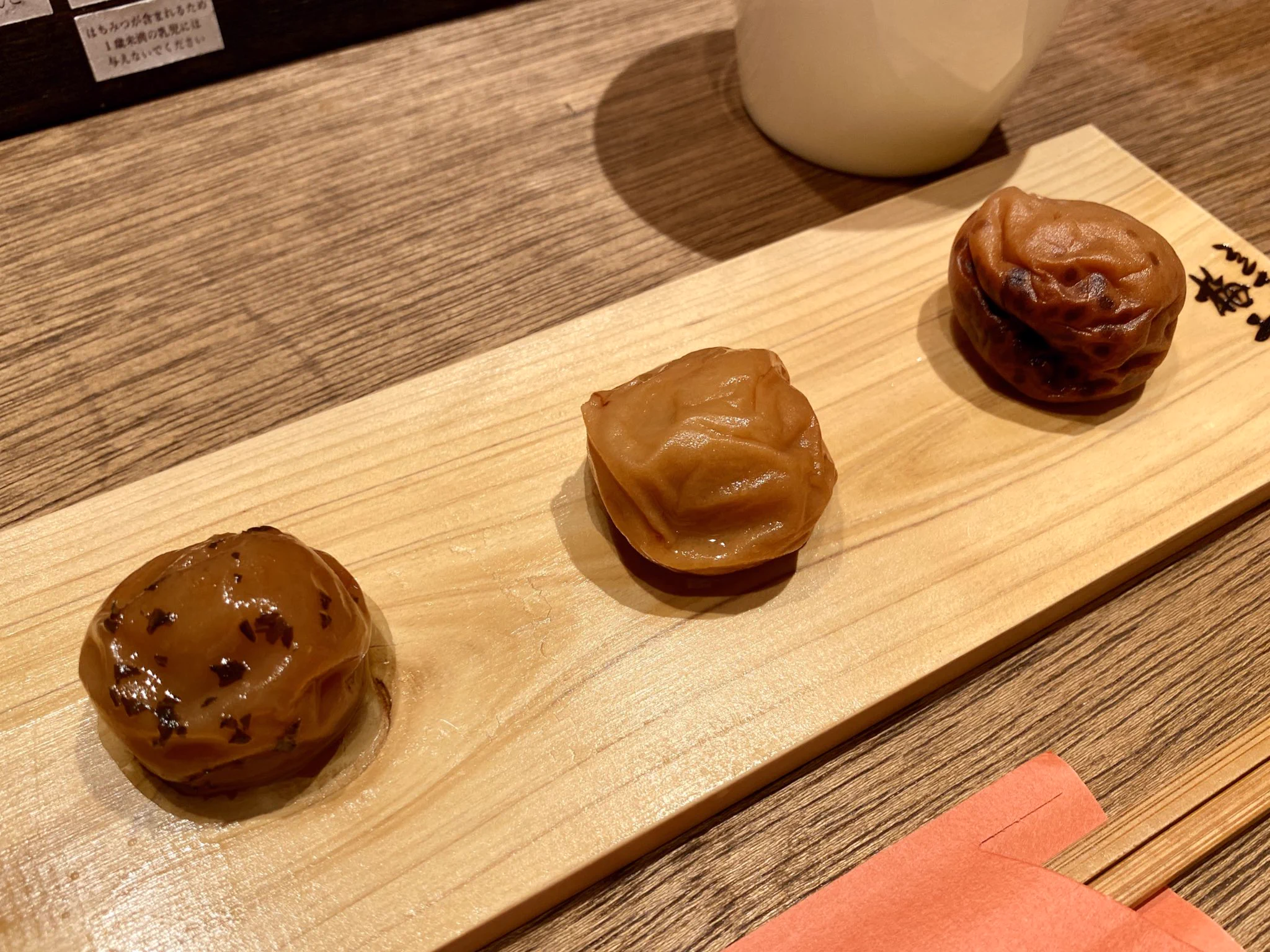 梅干し好きに朗報！？立ち食い梅干し専門店が押上に誕生！