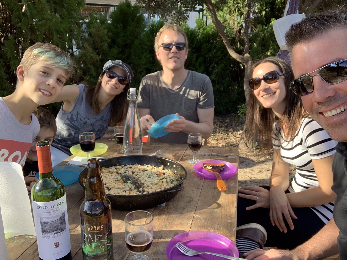 VPCPedicabs's tweet photo. @HoyneBeer Winter in Valencia, Spain wouldn’t have been the same without #darkmatter. A perfect match for Paella https://t.co/BsTNnz5olz