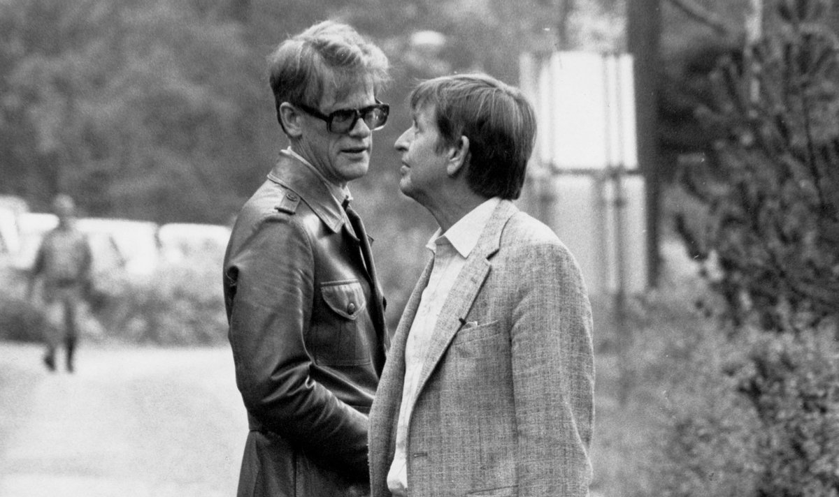 Ingvar Carlsson minns politikern och personen Olof Palme 🌹 

facebook.com/8040892957/pos…

Foto: TT/Björn Lundberg