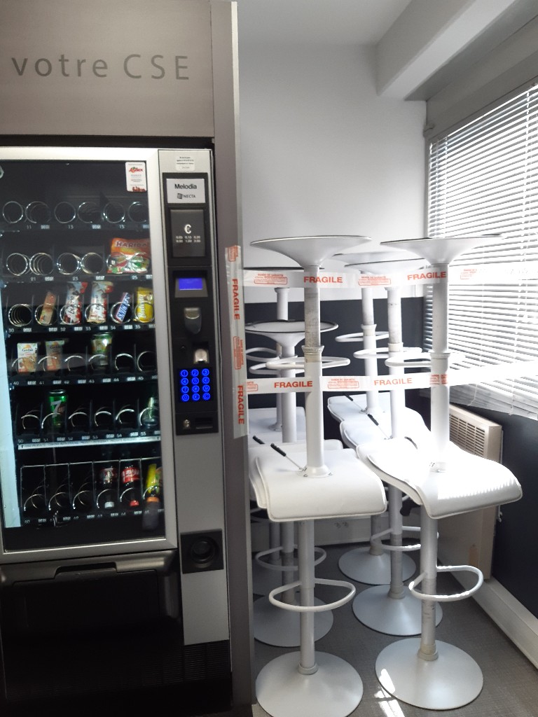 A few employees are cautiously resuming their work on our premises. We have implemented hygiene and social distancing measures to guarantee the health of everyone. #Teleworking remains in place for the majority of our employees.

#sogeclairaerospace #socialdistancing #Covid19