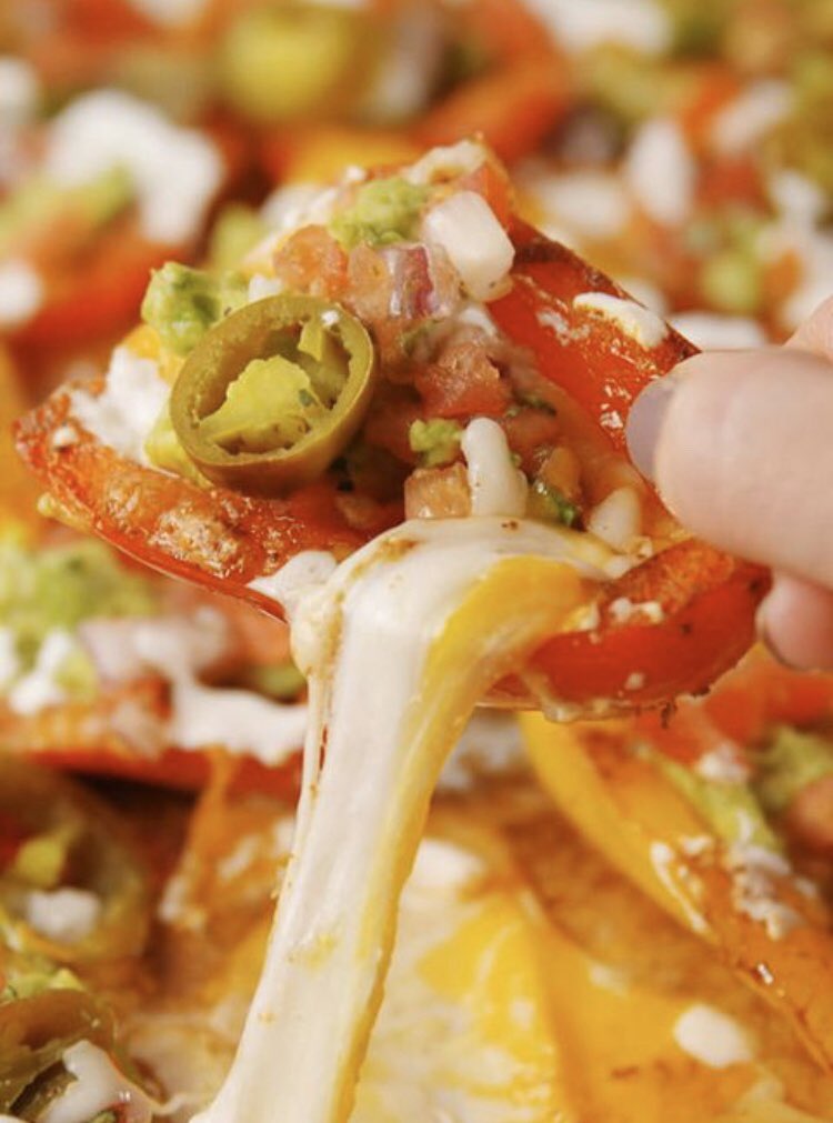 GreatwoodCPS's tweet photo. Today’s healthy recipe is ‘Bell Pepper Nachos’ taken from @DelishDotCom we cannot wait to have a go at this one! @ClareHealth @BNFEvents #healtheatingweek https://t.co/ZpSv7lZV0c