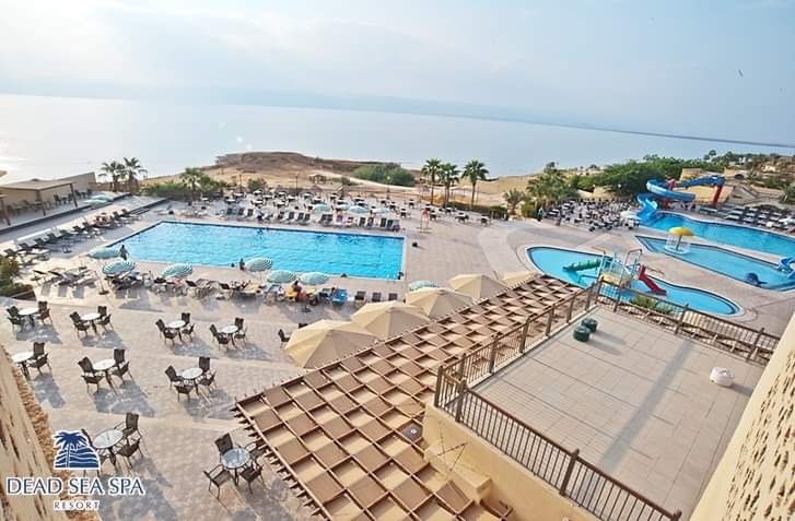 DSSparesort's tweet photo. أكيد اشتقتوا لأجوائنا العائلية.. فطورنا المميز.. البرك والألعاب المائية.. قعدات الشط وسهراتنا اللي ما بتتفوت !
واحنا اشتقنالكم 😍 ومستعدين لنرجع نستقبلكم ابتداءً من ٢٠٢٠/٧/١ لتقضوا عنا أحلى الأوقات 🤩 في #فندق_ومنتجع_البحرالميت_العلاجي
#DeadSeaSpaResort https://t.co/T2ul5qMIKF