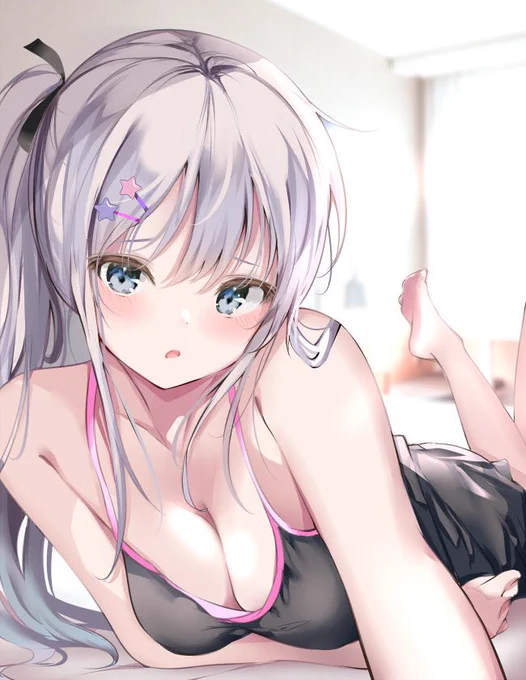 もっとかまってよ〜… 