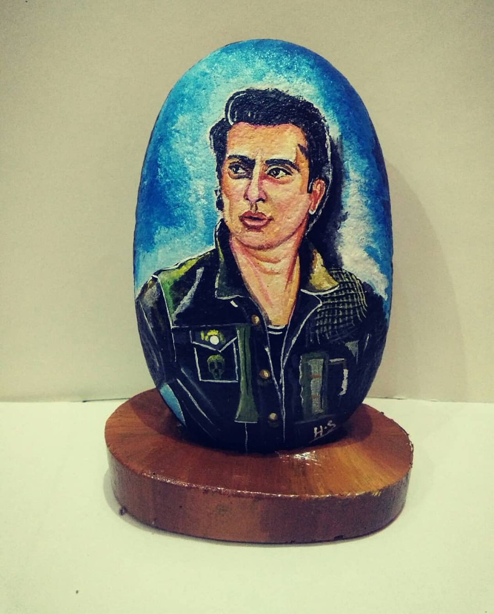 Rockshouter1's tweet photo. Stone artwork dedicated to you sir @SonuSood #rockart #SonuSood #SonuSood_A_Real_Hero #SonuSoodTheRealHero #stoneart #stoneportrait #Sonu_Sood https://t.co/tsDAQeFw4S