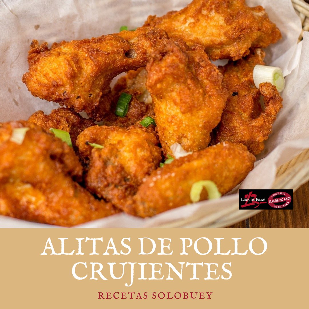 solobuey's tweet photo. Nos encanta el pollo frito, pero no se puede abusar de comida rápida… Hoy os proponemos hacer la receta con alitas de corral en casa, a cámara leeenta, e incluso con los peques. ¡Vais a tener que repetir! 😜
#RecetasSolobuey #cocinafácil #cocinarconniños #pollodecorral https://t.co/1RV8wVOya7