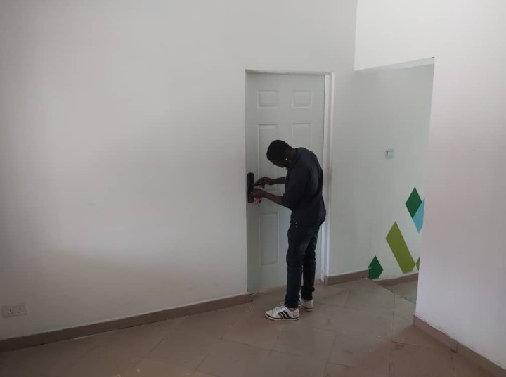 highlevelng's tweet image. To Let
Miniflat By Moore Road, UNILAG Junction Bus Stop
Rent: N450k
contact: 08023406063(WhatsApp)