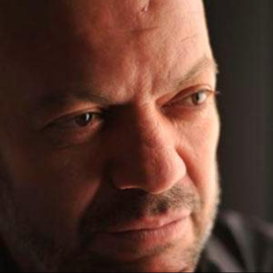 Hoy hemos recibido la triste noticia del fallecimiento de nuestro querido compañero árbitro "Chicho" Castillo. Extraordinario jugador, entrenador y árbitro, Chicho ha sabido trasmitir a varias generaciones la auténtica esencia del rugby. Que la tierra te sea leve.