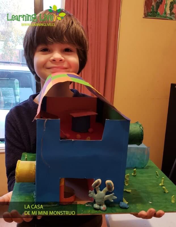 Arkki_int's tweet photo. During lockdown #arkkiathome free projects are inspiring children from around the world to ideate the future of cities and homes 💚
This week Colegio Libre Learning Live in #Chile shared the amazing creations of its students in Temuco 😍
https://t.co/7rhuTQwYkJ
#arkki https://t.co/FdVC5XE1FR