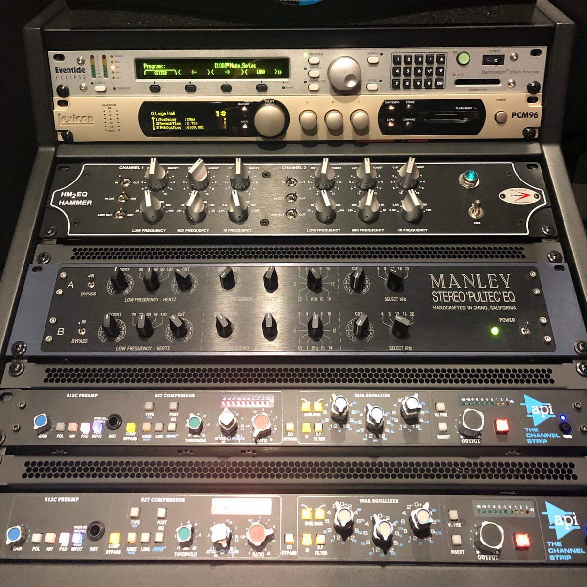 ArmyCoreyTaylor's tweet photo. Rob at Furman, Tyme at SamsAmp, Peter at Radail, Chase at ProCo, Paul Jr. at Rivera, Bill at Toontrack, Delvin at Sweetwater and Shawn Economaki for his help putting it all together! 🙏🏻 #Apple #protools #toontrack #universalaudio #nevedesigns #chandlerlimited #adesigns >>> https://t.co/3O23tsOvJd