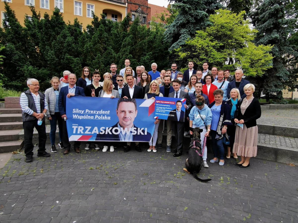 OGeblewicz's tweet image. Ruszamy z akcją #TrzaskamyBanery na #PomorzeZachodnie. Masz płot, dobre miejsce - skontakturj się z nami. Razem zaczepimy! @trzaskowski2020 @trzaskowski_