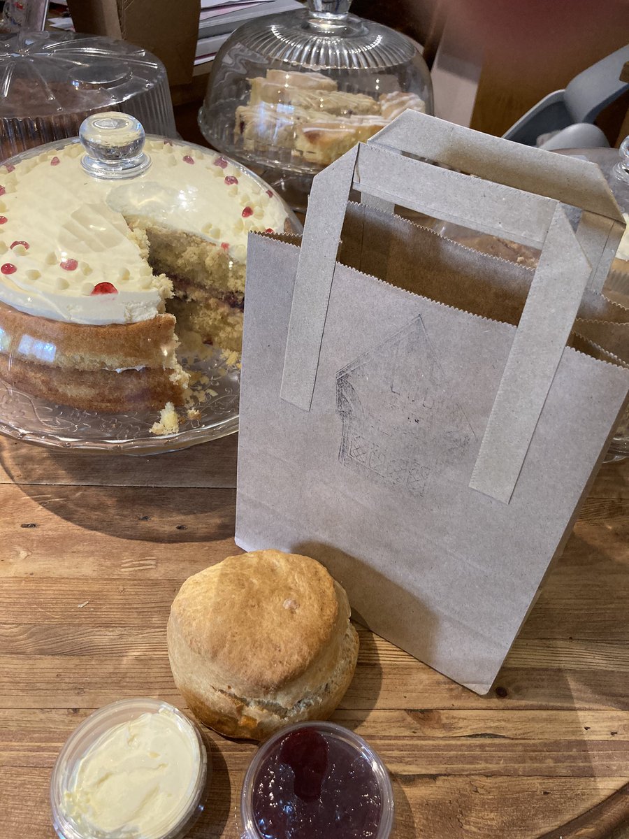 Freshly baked cream tea for lunch anyone? We’re selling them NOW! 😋