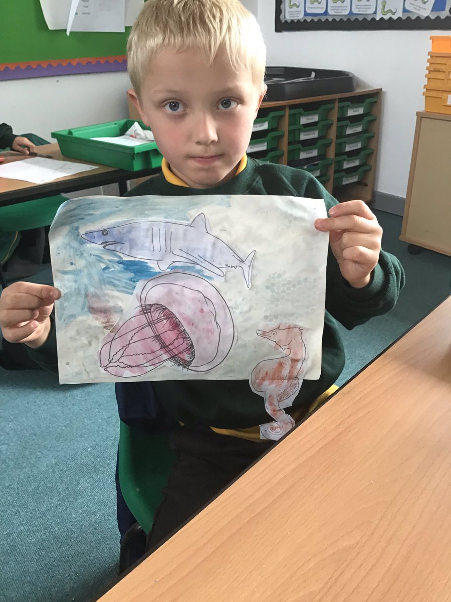 SparrowsMPS's tweet photo. We did some watercolour painting for World Oceans Day. https://t.co/mymdyihq0i