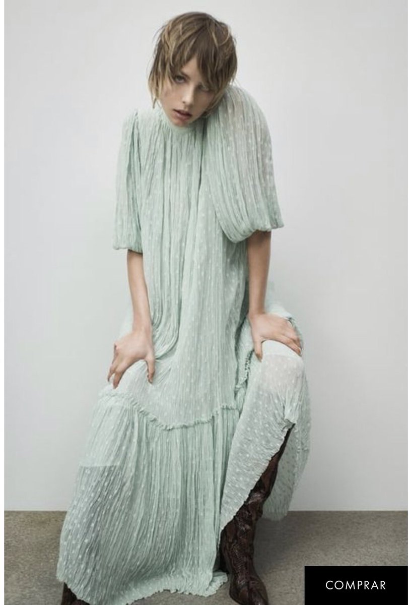 - La recepción de la barra no tiene que ser muy brusca, que te puedes hacer daño.
- Ok: 

#CrossFit #Scaled