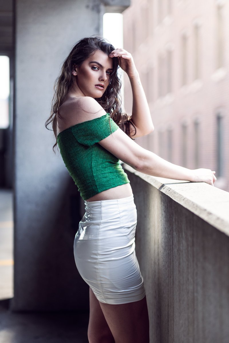 MidnightRushHD's tweet photo. Live portrait retouching!!!
#rushpack #photography #portrait #learntoedit #twitchart #tutorials
https://t.co/dPyC8A7gE1 https://t.co/oQGRw5xsg9