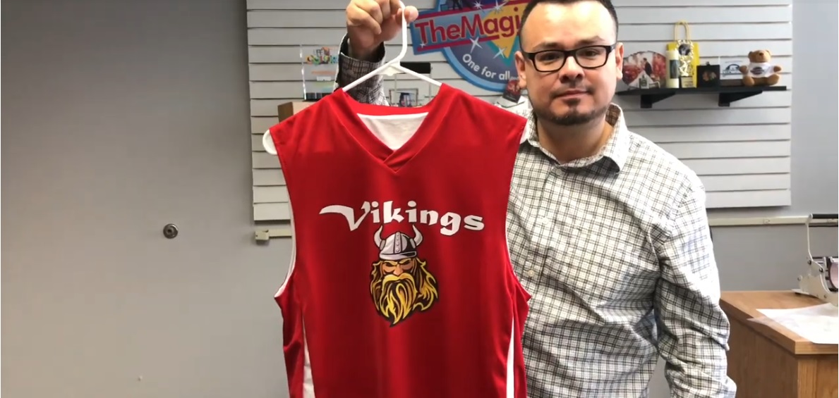 themagictouch's tweet photo. Decorating a dark t-shirt (100% polyester) using our 2 step transfer paper WoW 7.8 and our 123FLEX vinyl. An OkI laser printer that prints white and our rip software SpaceControl.... https://t.co/ZeOztxQC2L #TheMagicTouch #ImageTransfer #Sports #Sportsshirts https://t.co/bCfkyD1RpS