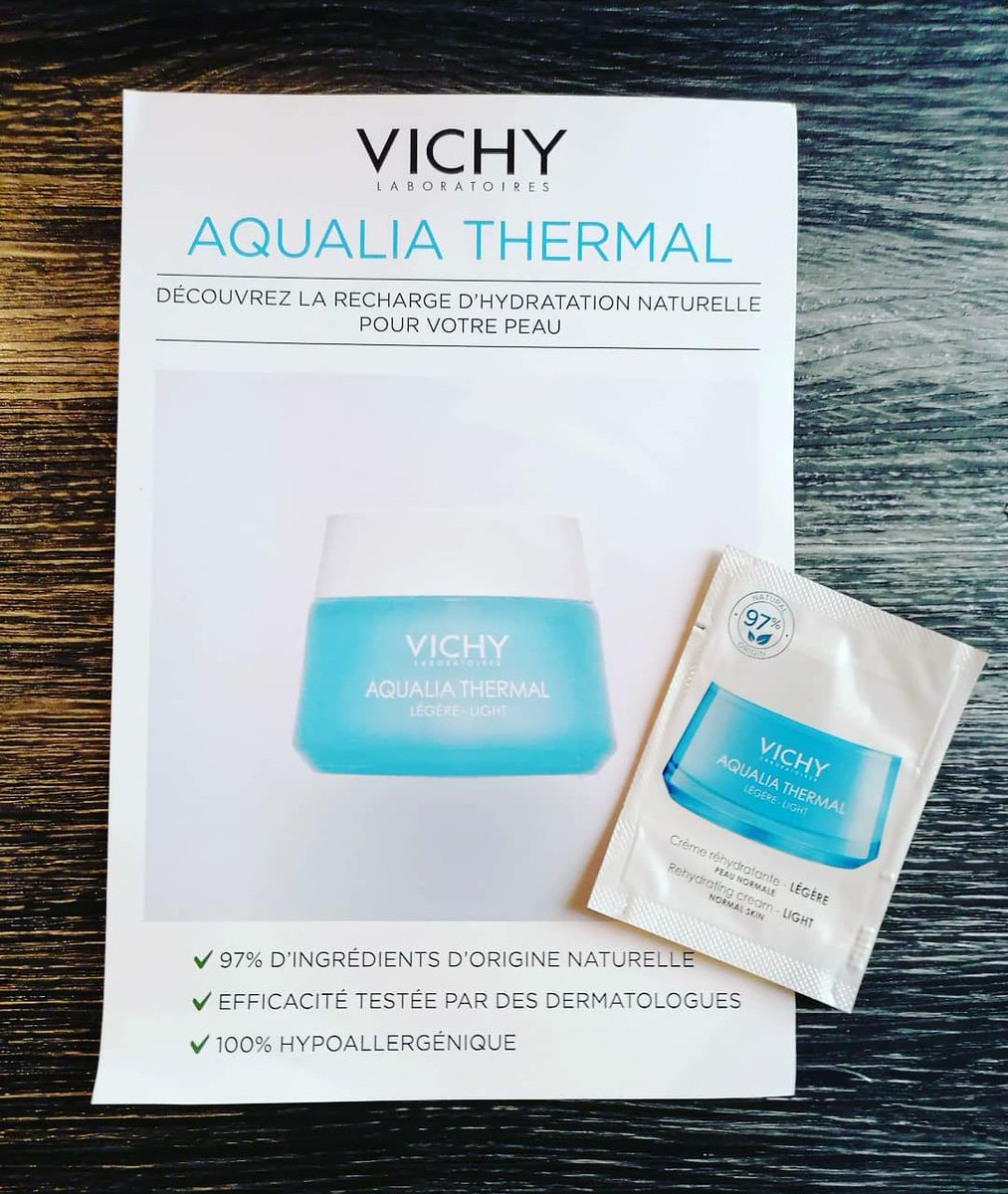 hvillegente's tweet photo. Merci @VichyFr j ai bien reçu mon échantillon du soin Aqualia Thermal légère de Vichy
Je la connais déjà puisque je l utilise régulièrement et je l adore !! #FanVichy #FanVichyTestProduit #AqualiaThermal #hydratation #SoinHydratant #SkinCare #ln2007 #RoutinrBeaute #echantillon https://t.co/6acZ8GSl4I