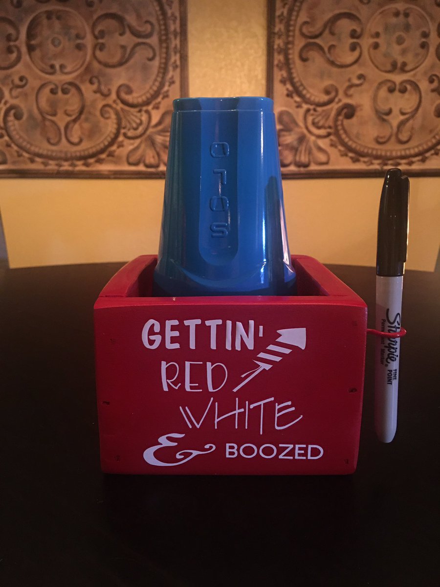 abnormaltees's tweet photo. 🍺🌭💥 “Gettin’ Red White &amp; Boozed” 🌭🍺💥Get this in time for 4th of July!!! Abnormal Tees Find us on Etsy https://t.co/FnLCfDLV3q 
#etsyshop #solocups  #partycups #hostessgift #summerparty #plasticcups #partydecor #partytime #July4th #poolparty #giftideas #July4th #july4thparty https://t.co/VgEMdtqI4Q