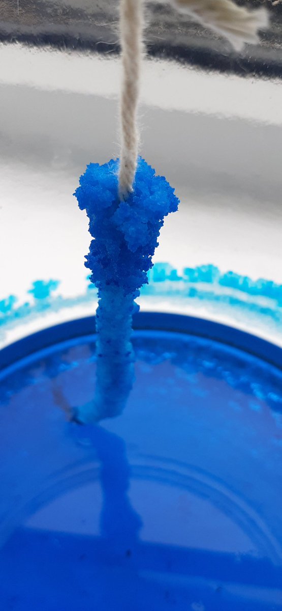 Mrssubs's tweet photo. Ben had a go at making salt crystals! @AHS_Year7Kl @AHSSci https://t.co/YHTUyhfbzt