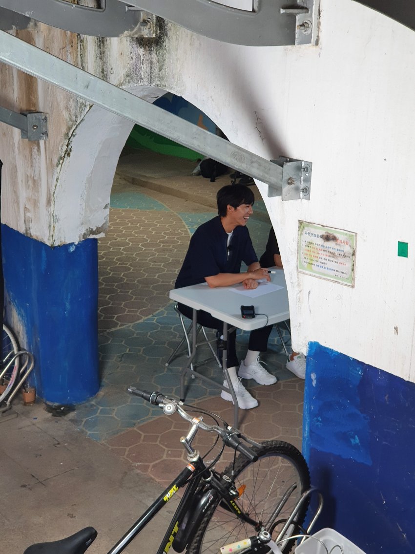 rhmynth's tweet photo. 디시인사이드-이승기인증샷 https://t.co/8J2tsOqGKn

#LeeSeungGi #이승기 https://t.co/D3yVT72vjq