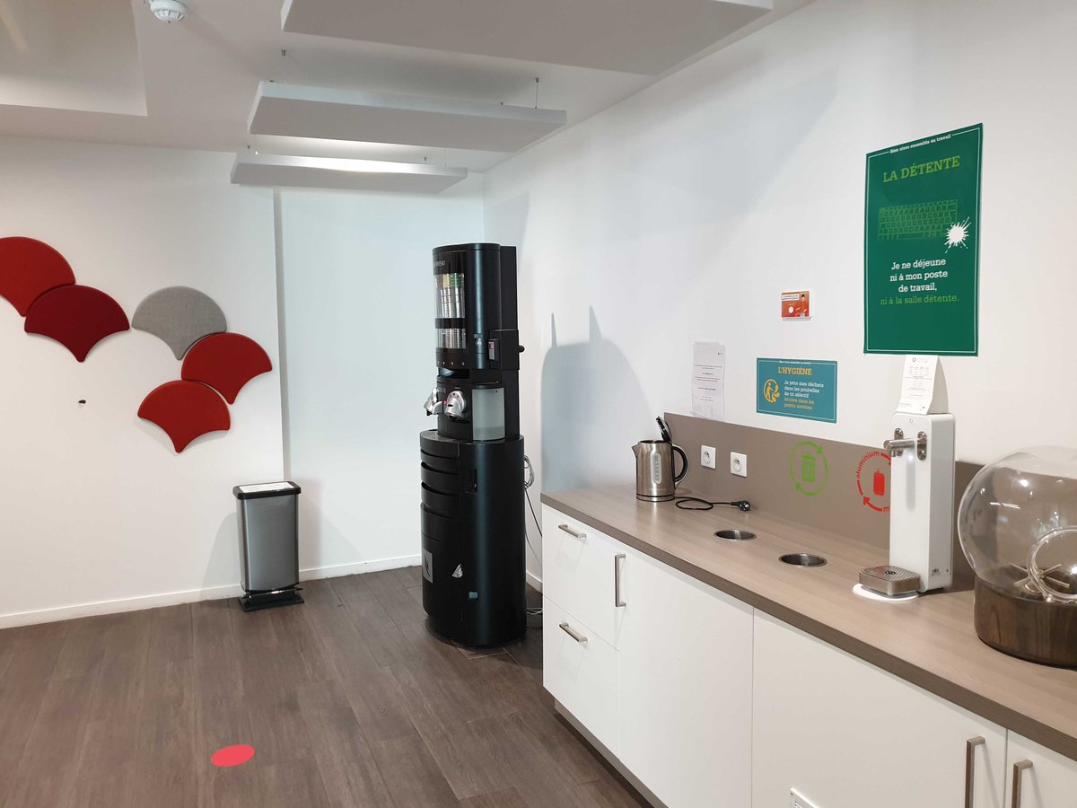 MerciYanis tweet media