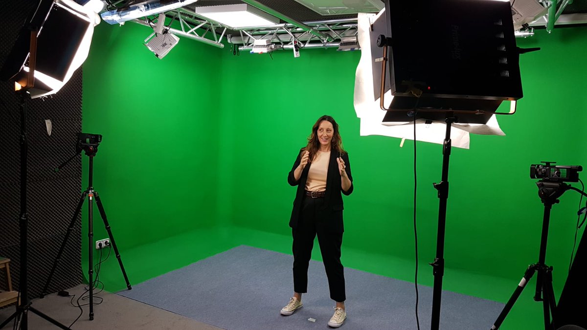 vazquezbego's tweet photo. Grabando, grabando!!! #digitalizacion dando un giro a nuestros productos editando contenido audiovisual https://t.co/DMWCaOydMh