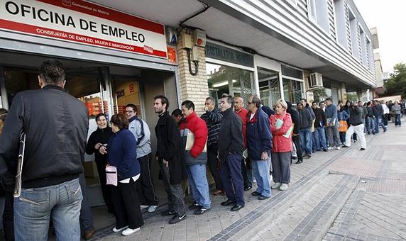 CSIFnacional's tweet photo. #CSIFDenuncia. Las oficinas de empleo comienzan a abrir al público el 15 de junio en territorios en fase III, con miles de #ERTEs aún sin resolver https://t.co/c43SqW0qn9 #SEPE https://t.co/h9QyscezPQ