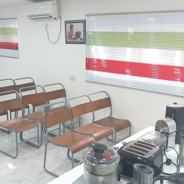 SpeedMeals's tweet image. Hi there, 😍😘

Introducing Speedmeals Culinary Art Center!

Take a look at our newly improved location... We've got our training rooms tailored to your comfort. 

🕺🕺😍

Spread the word
Thank you

#speedmealsmobilekitchen 
#culinaryartcourses
#cateringinlagos 
#trainingrooms