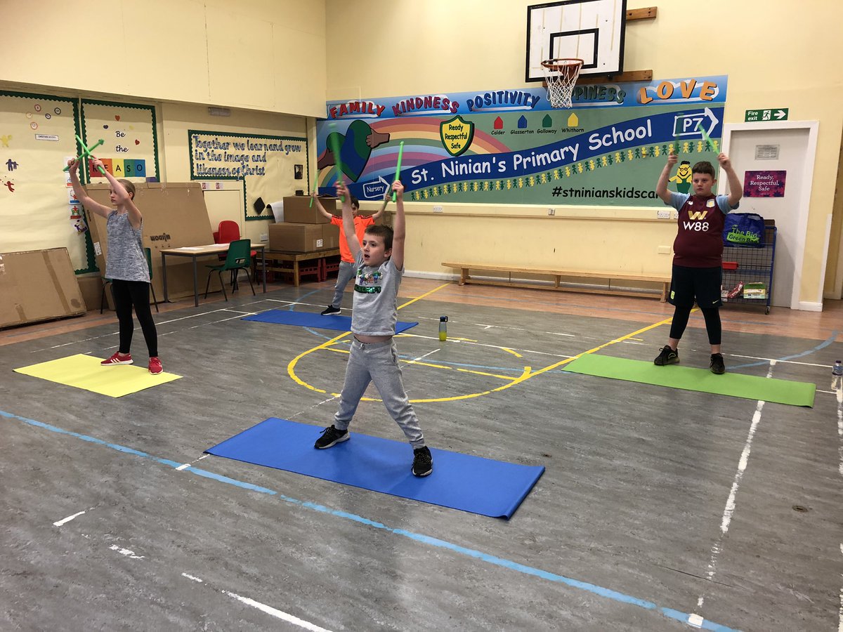 TheStarfishHub's tweet photo. We didn’t manage to post yesterday, but that is because Terrific Tuesday was also tiring Tuesday! ‘Pound’ workout sessions with the Ripstix, rainbow art and science combined and walks to see the cygnets wore us out! #whereeveryoneknowsyourname @LoveWestLothian https://t.co/emwEuIkUxU