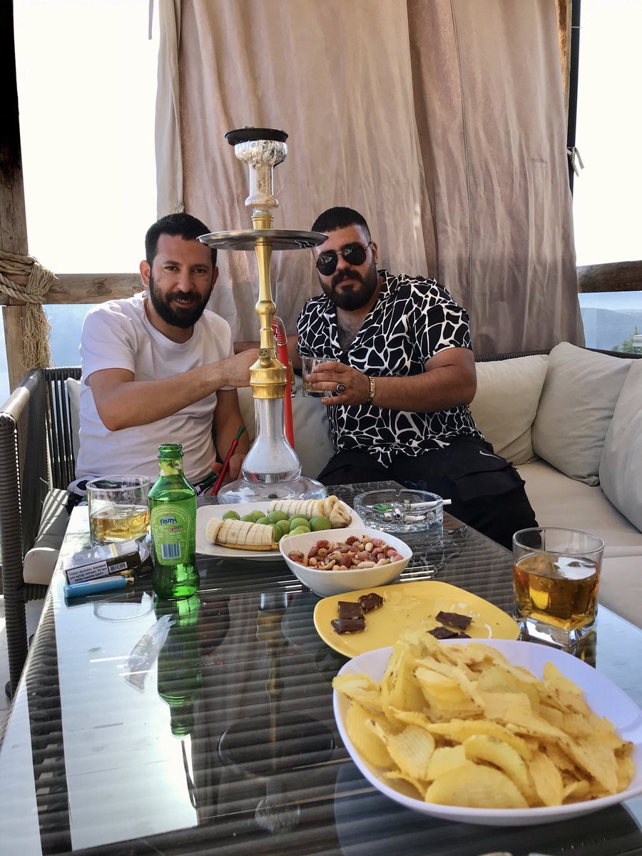 Sustuğumuza bakmayın. Kim dost kim düşman onu sayıyoruz ♠️ #cankirvem #azadyılmaz 📿