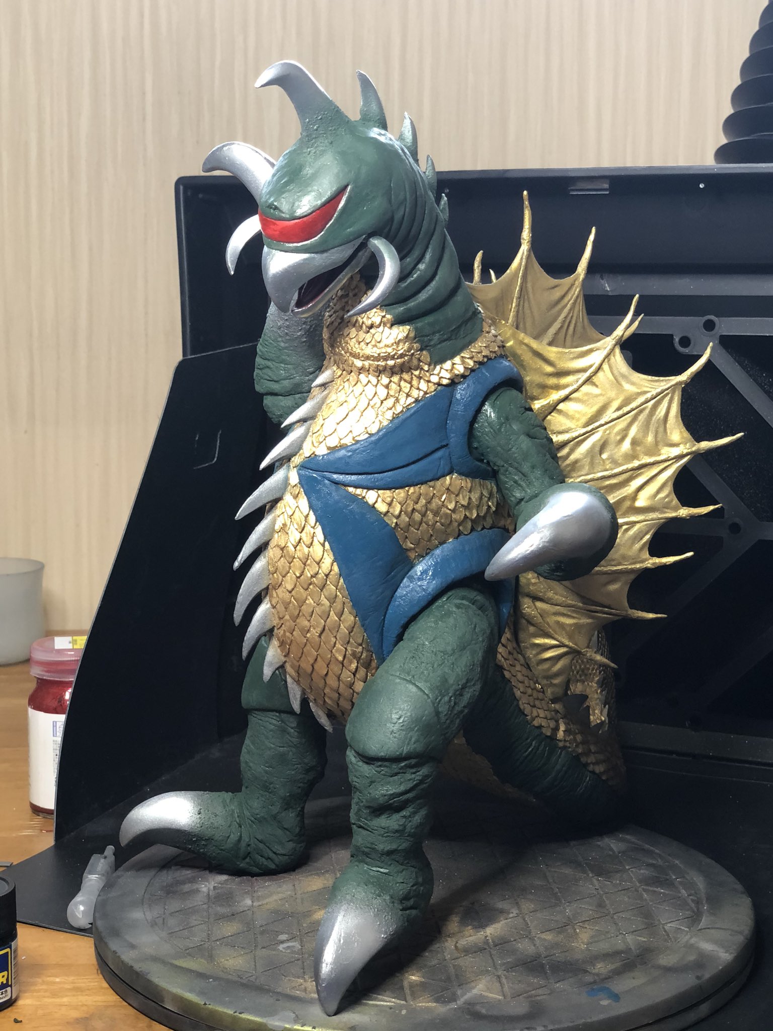 レジンシェフとうけけ団 1/144 キングギドラ1972 レジンキット 未組立