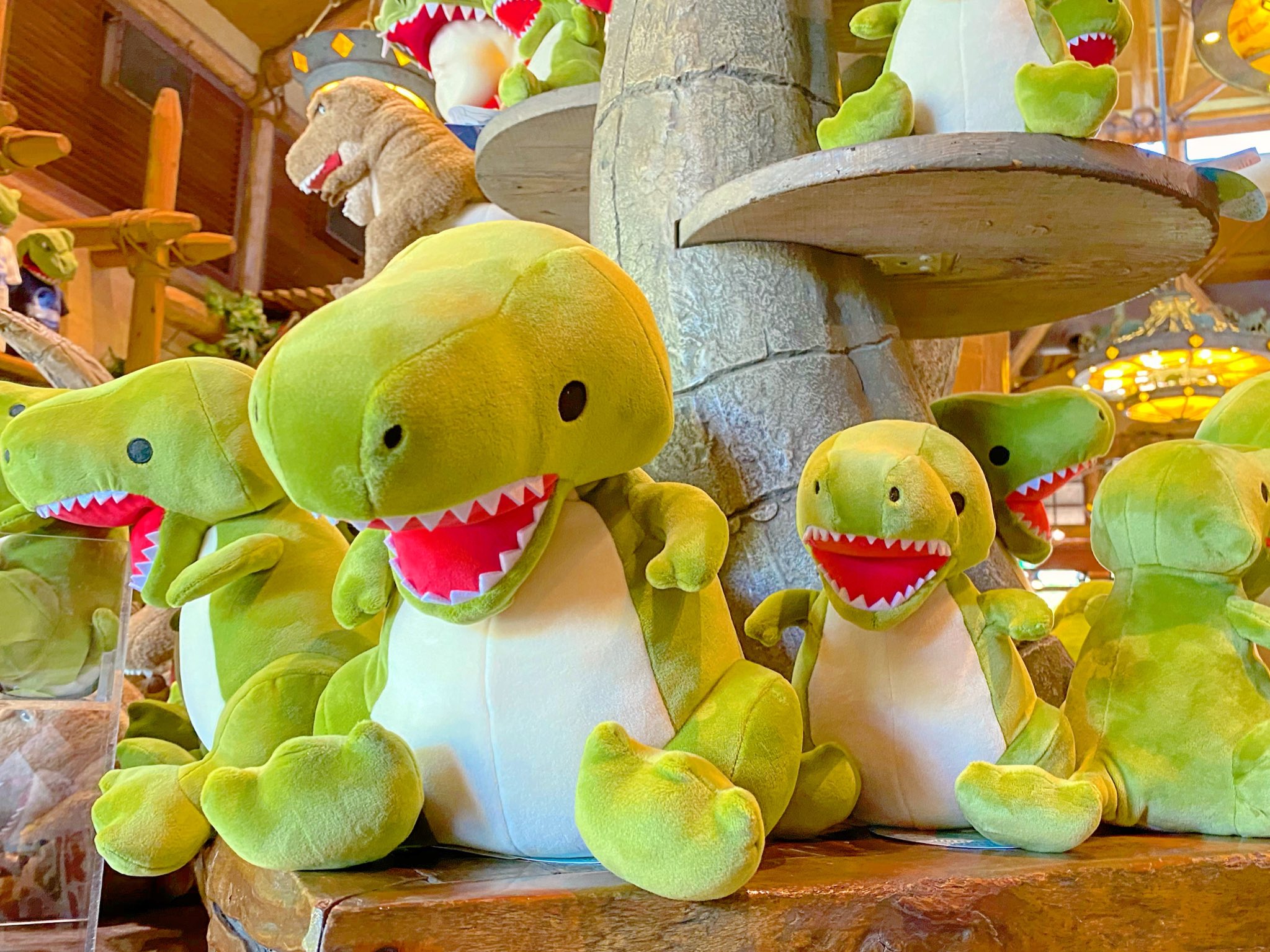 USJ ジュラシックパーク ぬいぐるみ 4個セット 30cm USJ ジュラシックパーク ぬいぐるみキーチェーン お土産 グッズ