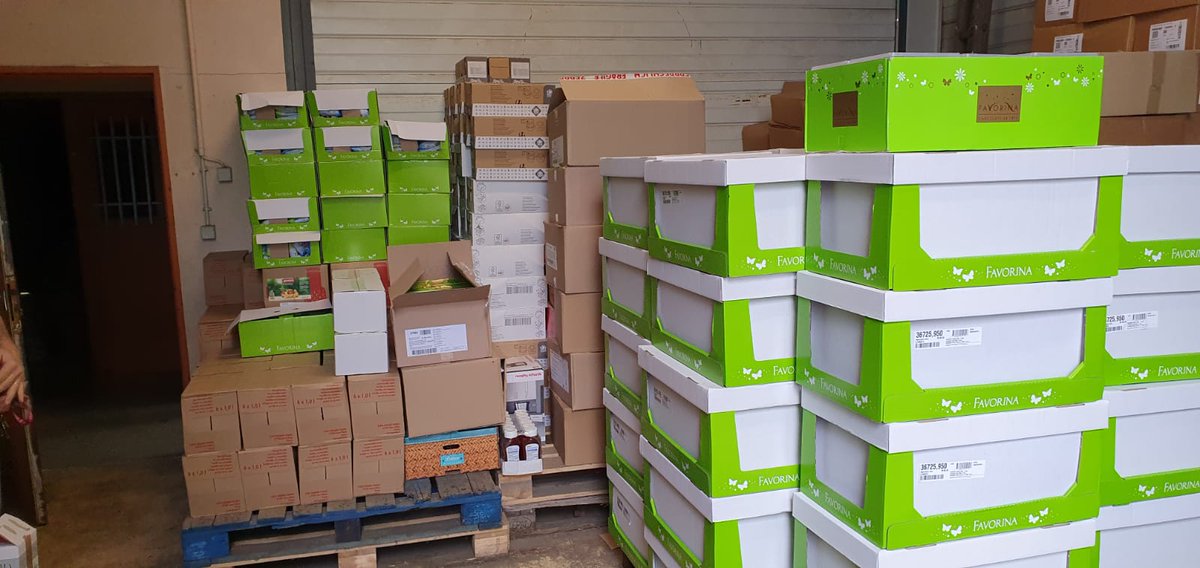 la_CNAPE's tweet photo. Atelier logistique dans le nord de la #FrancheComté et début des livraisons de gourmandises offertes par #LIDL aux enfants protégés et à ceux qui en prennent soin sur ce territoire, notamment au sein de la Sauvegarde NFC.
#EnsembleProtectionEnfance https://t.co/yRZ87du3Vz