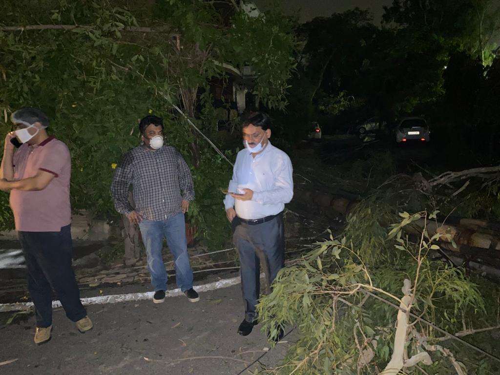 Restoration of power supply work is going on in various sectors of Noida as falling of trees due to storm damaged poles and  onductor disrupting the supply badly.