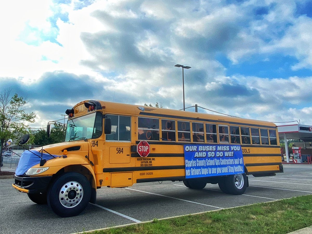 Thank you to the Charles County School Bus Contractors Association for this cheerful sight in La Plata. 🚌❤️

We miss our fleet staff &amp; the honor of transporting our students to and from school. Congrats to the Class of 2020! Until we meet again, stay safe, Charles County!