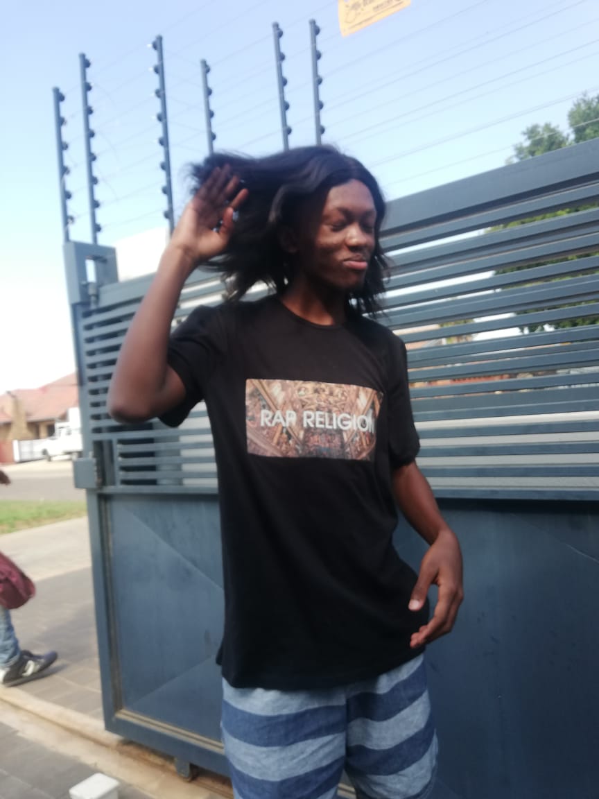tman3000_'s tweet photo. natural hair    |     wig https://t.co/r5joEIA9Pk